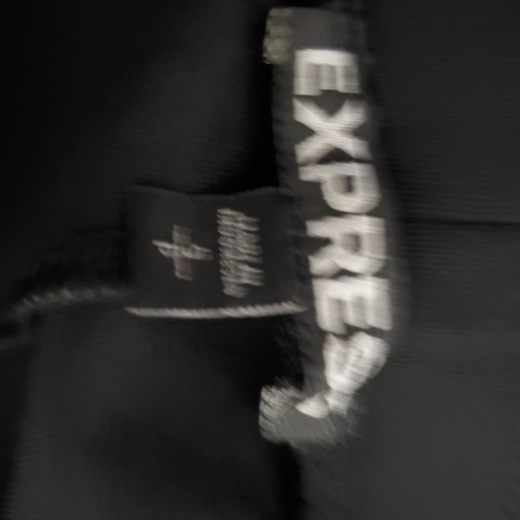 Express High Waist Black Scalloped Shorts Pull On Size Small - Picture 3 of 4